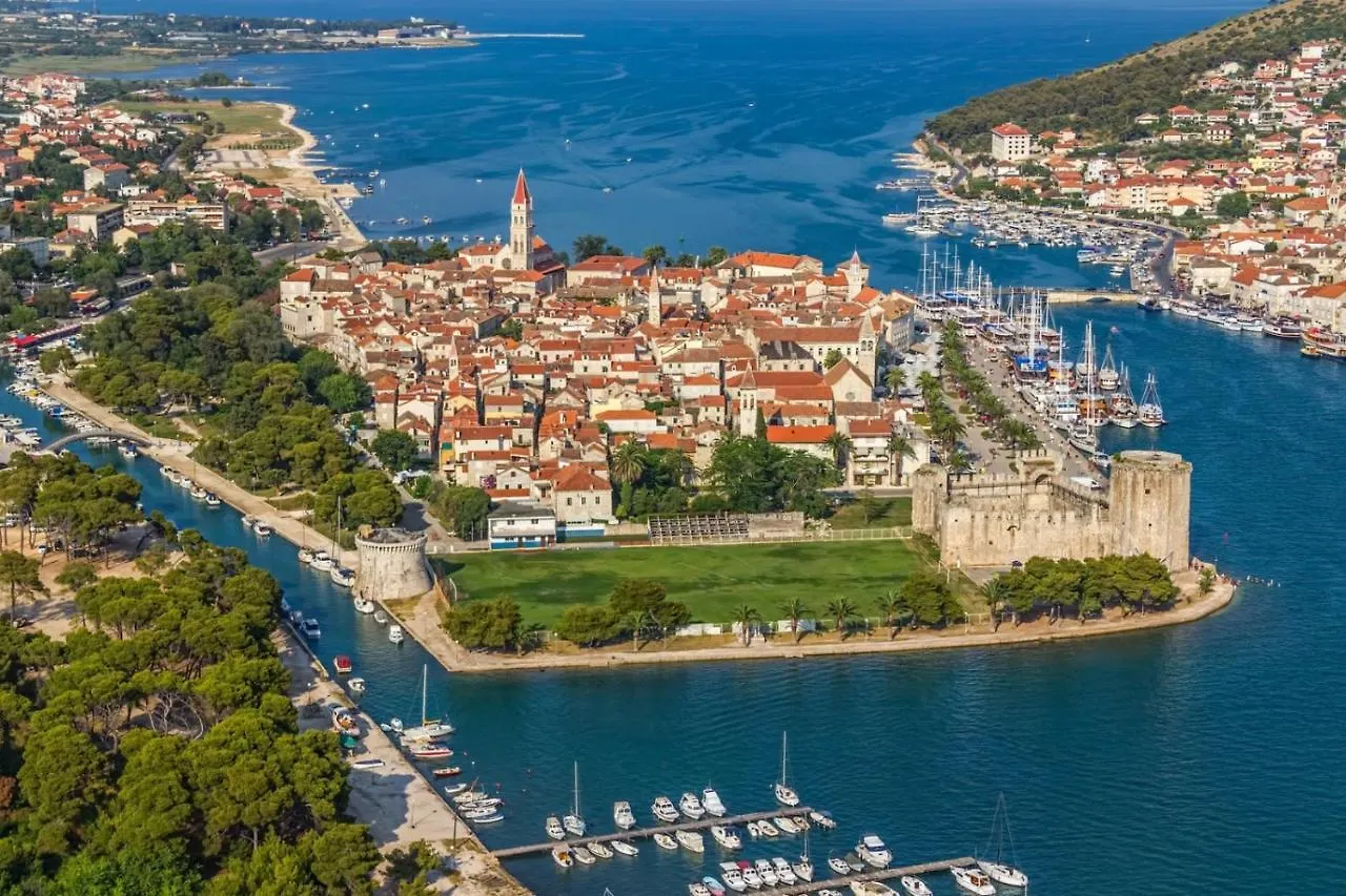 Apartment In Okrug Gornji With Sea View, Terrace, Air Conditioning, Wifi 3436-2 Trogir
